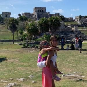 Meet your Posher, Andrea